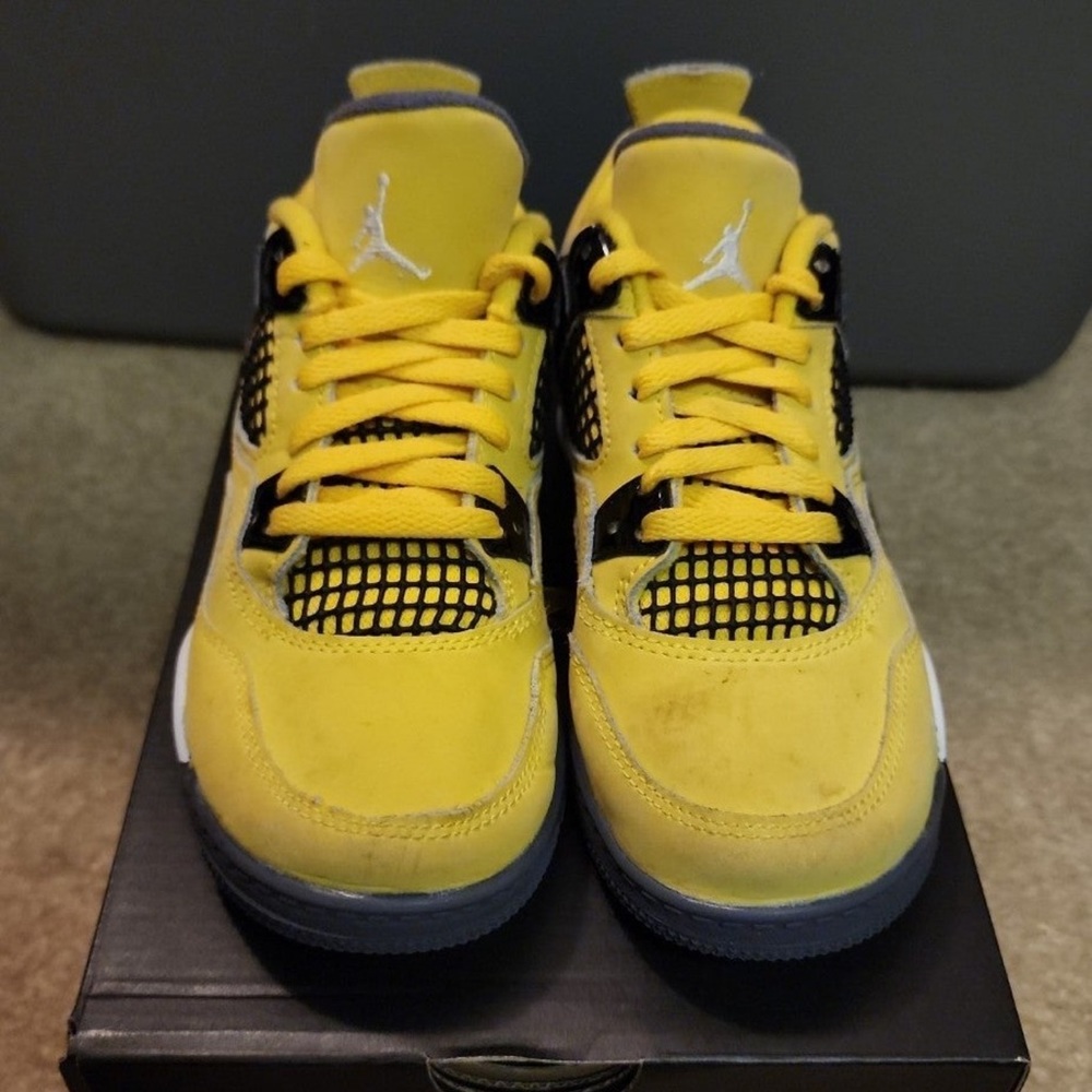 JORDAN 4 RETRO PS "Lightning". Size 13c